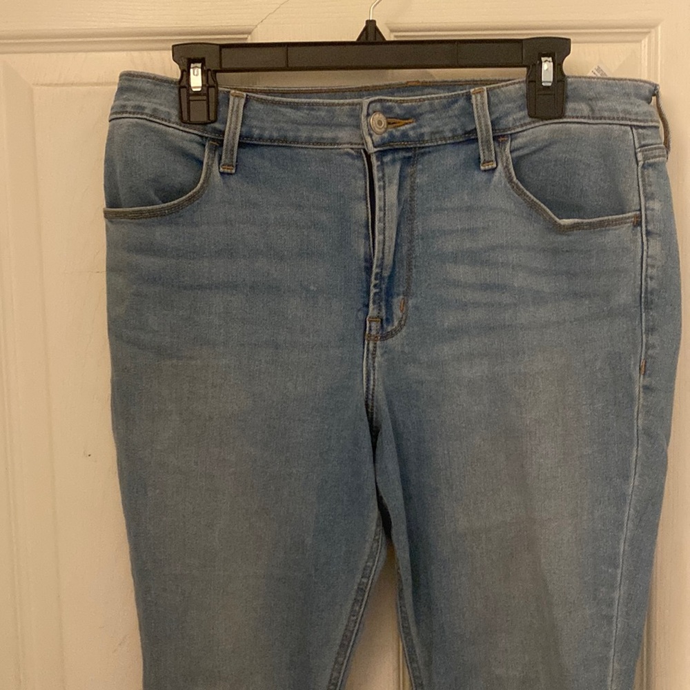 Old Navy size 12 high rise, super skinny, faded blue jeans.